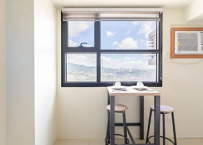 Cozy Space By Nomad Space Ph At Horizons 101 With Pool, Netflix, Wifi 세부