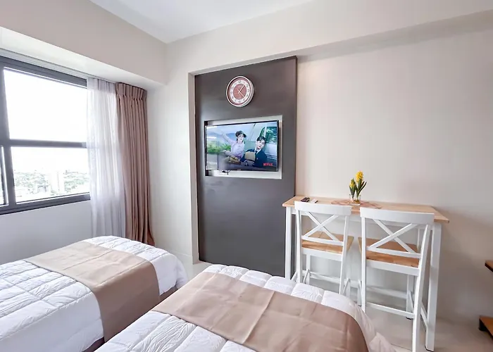 Cozy Space By Nomad Space Ph At Horizons 101 With Pool, Netflix, Wifi