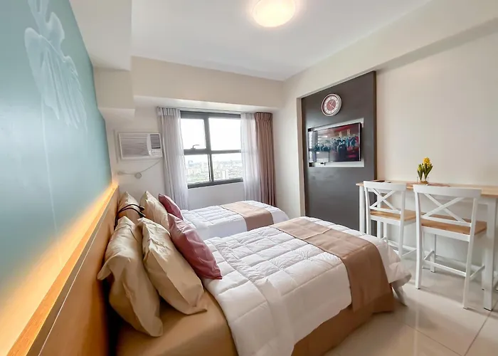 Cozy Space By Nomad Space Ph At Horizons 101 With Pool, Netflix, Wifi 아파트호텔 세부