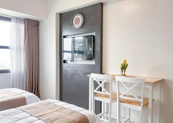 Cozy Space By Nomad Space Ph At Horizons 101 With Pool, Netflix, Wifi 아파트호텔